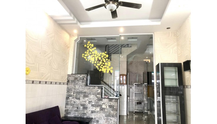 HẺM XE TẢI - 3 TẦNG - NGAY LÔ TƯ - LIÊN KHU 2-10 - 73M2 - SHR GIÁ 5.2 TỶ TL
